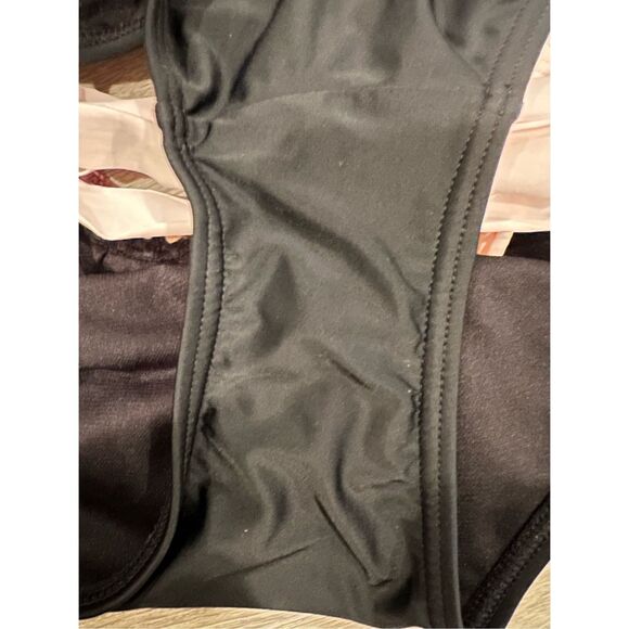 Ibiza swim bathing suit women’s Small one piece black with pink trim strappy - Picture 7 of 8